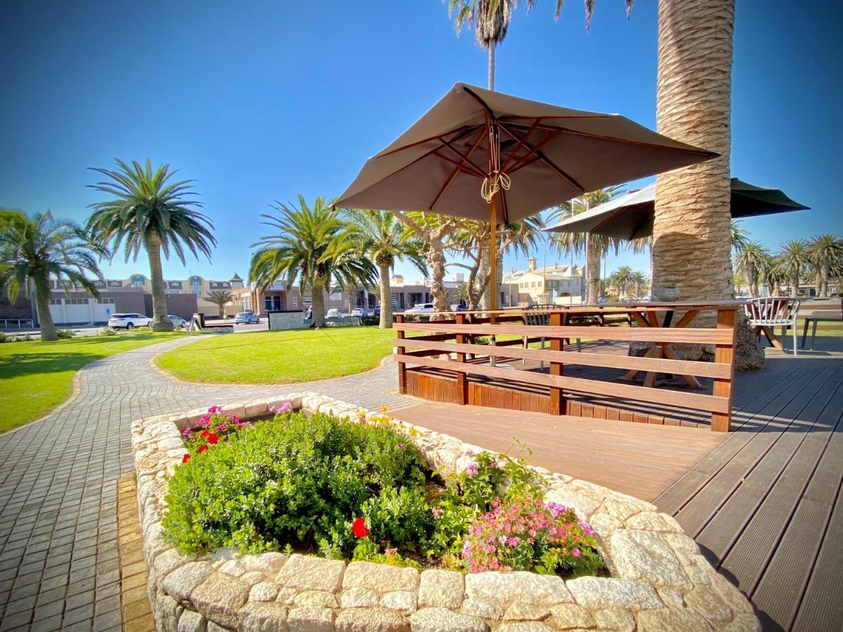 Atlantic Garden Boutique Hotel Свакопмунд Екстер'єр фото